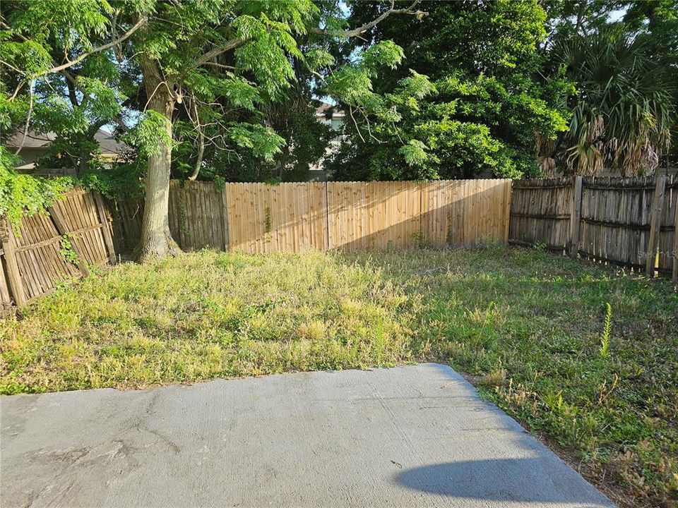 For Sale: $269,000 (2 beds, 2 baths, 953 Square Feet)
