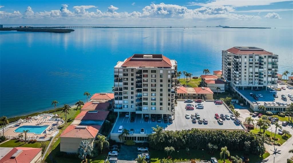 На продажу: $399,500 (2 спален, 2 ванн, 890 Квадратных фут)