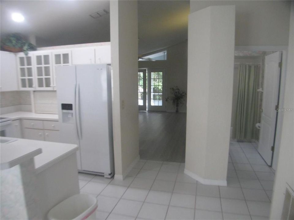 В аренду: $1,900 (2 спален, 2 ванн, 1054 Квадратных фут)