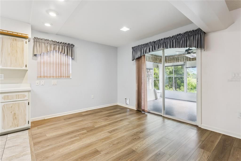 For Sale: $267,000 (2 beds, 2 baths, 1528 Square Feet)