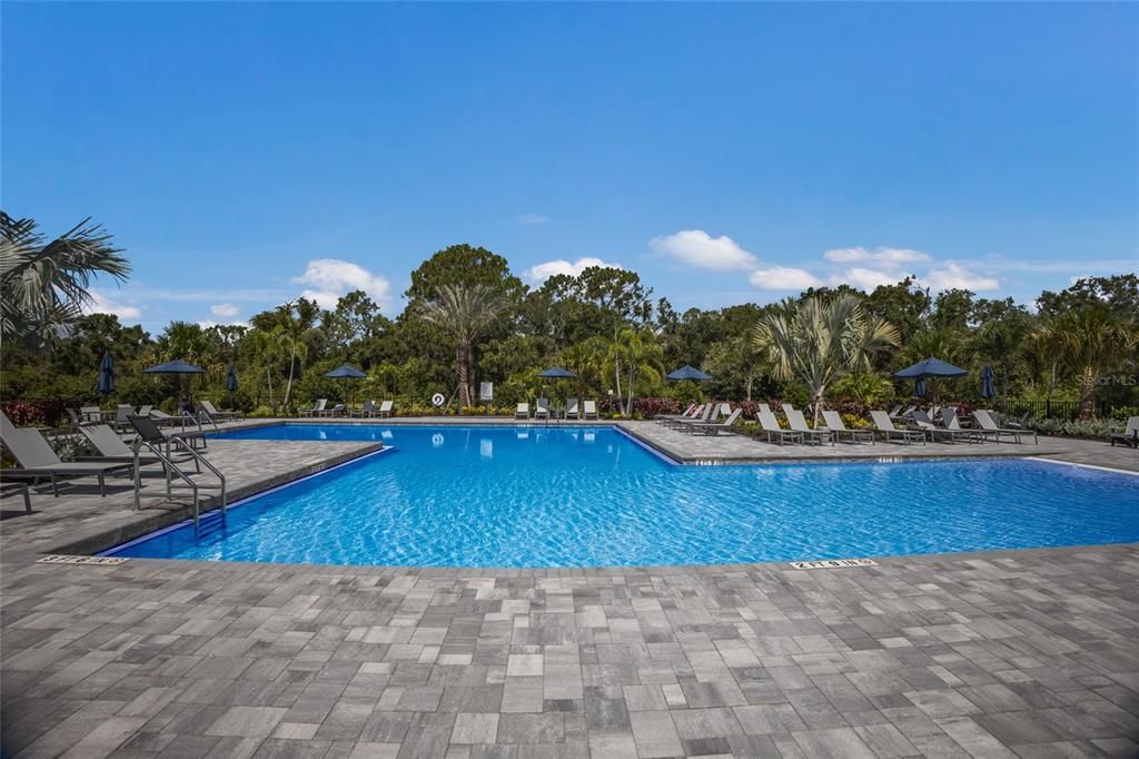 For Sale: $539,900 (4 beds, 3 baths, 2208 Square Feet)