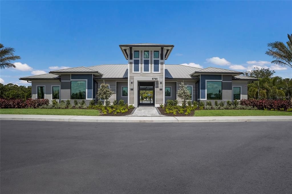 For Sale: $539,900 (4 beds, 3 baths, 2208 Square Feet)
