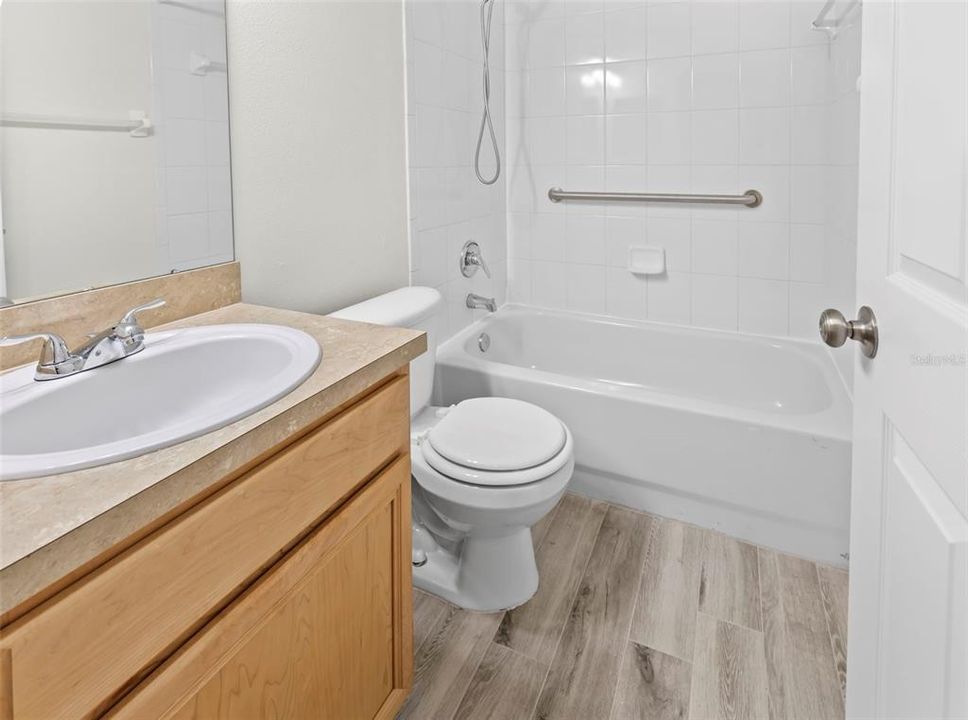 En Venta: $328,000 (2 camas, 2 baños, 1340 Pies cuadrados)