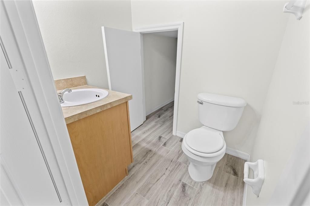 En Venta: $328,000 (2 camas, 2 baños, 1340 Pies cuadrados)