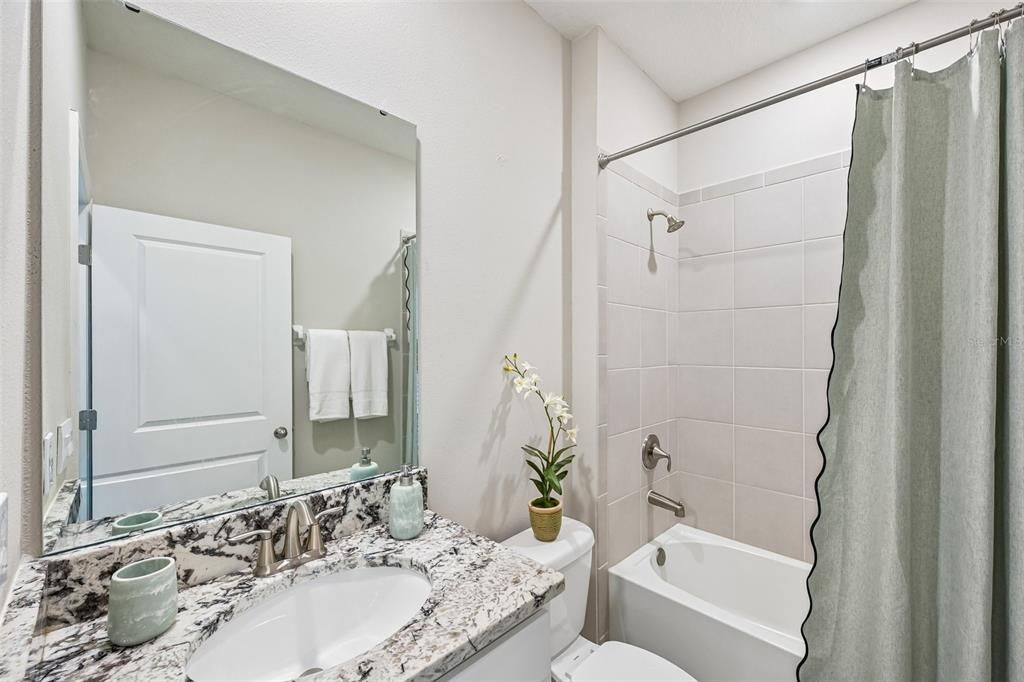 For Sale: $410,000 (4 beds, 2 baths, 2035 Square Feet)