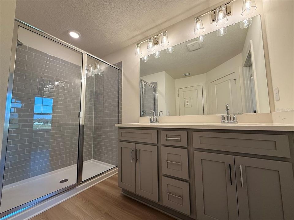 For Sale: $275,000 (3 beds, 2 baths, 1794 Square Feet)