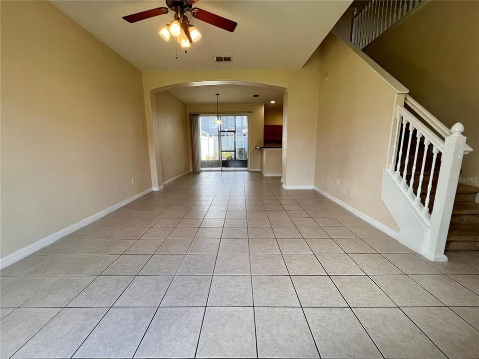 For Rent: $2,160 (3 beds, 2 baths, 1758 Square Feet)
