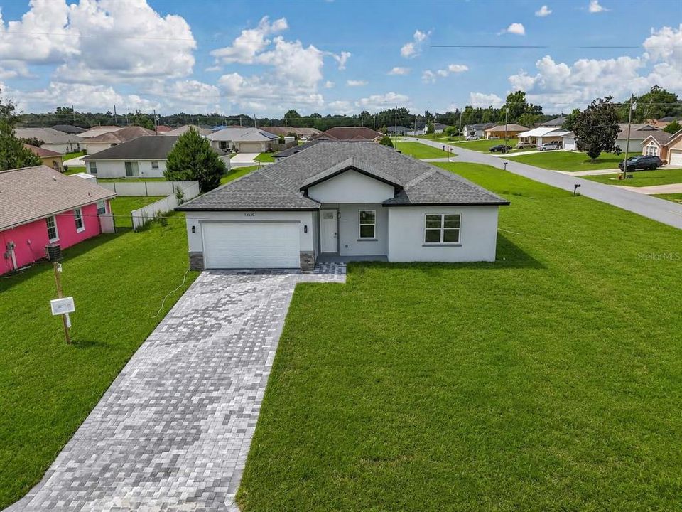 For Sale: $305,900 (4 beds, 2 baths, 1859 Square Feet)