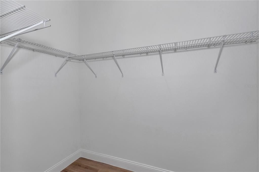 For Sale: $305,900 (4 beds, 2 baths, 1859 Square Feet)