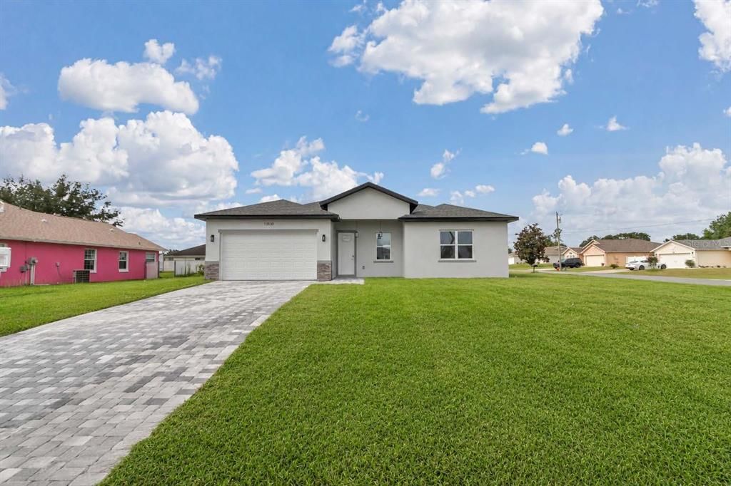 For Sale: $305,900 (4 beds, 2 baths, 1859 Square Feet)