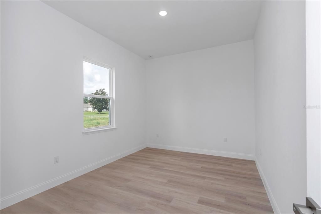 For Sale: $305,900 (4 beds, 2 baths, 1859 Square Feet)