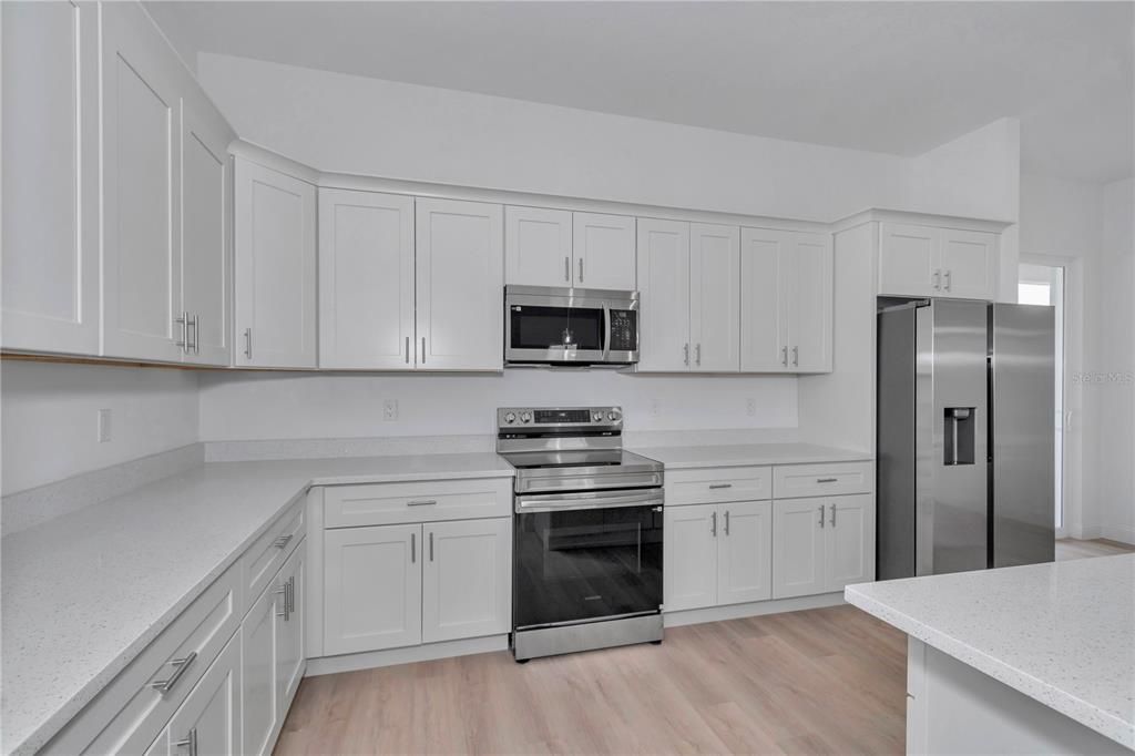 For Sale: $305,900 (4 beds, 2 baths, 1859 Square Feet)