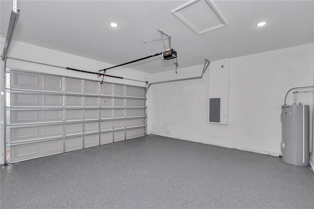 For Sale: $305,900 (4 beds, 2 baths, 1859 Square Feet)