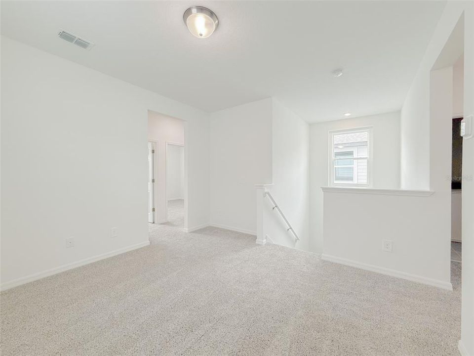 For Rent: $2,400 (3 beds, 2 baths, 1680 Square Feet)