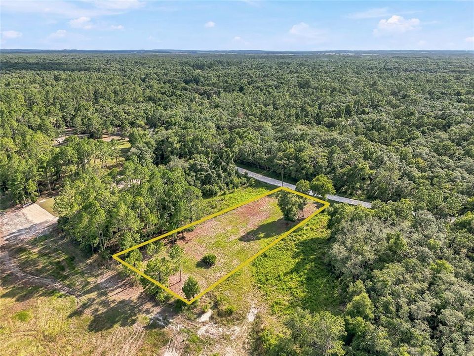 На продажу: $79,999 (0.60 acres)