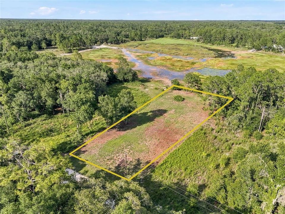 На продажу: $79,999 (0.60 acres)
