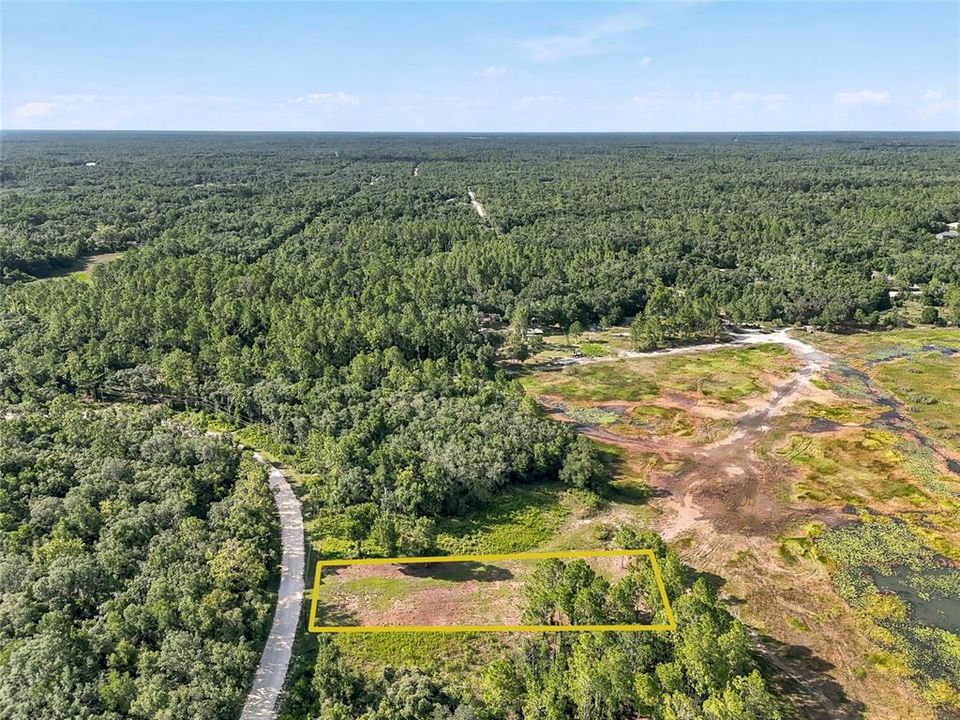 На продажу: $79,999 (0.60 acres)