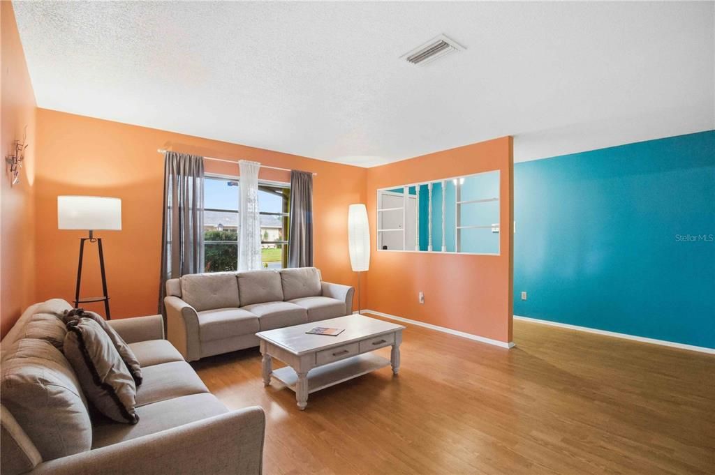 For Sale: $625,000 (3 beds, 2 baths, 1723 Square Feet)