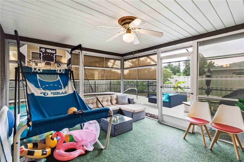 For Sale: $625,000 (3 beds, 2 baths, 1723 Square Feet)