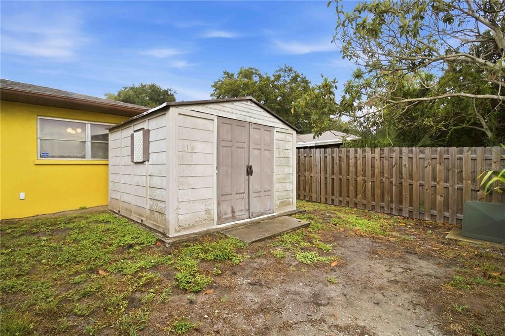 For Sale: $625,000 (3 beds, 2 baths, 1723 Square Feet)