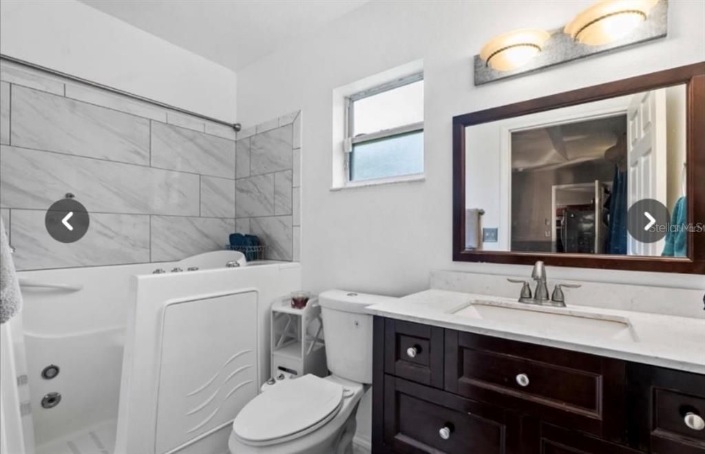 For Sale: $365,000 (3 beds, 2 baths, 1677 Square Feet)