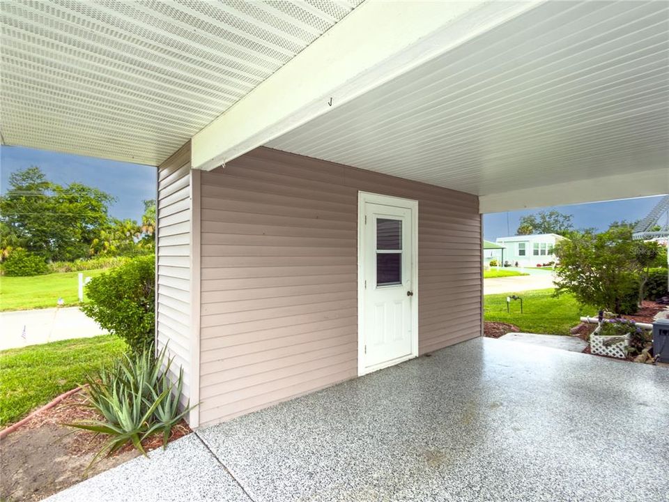 Active With Contract: $214,900 (2 beds, 2 baths, 1504 Square Feet)