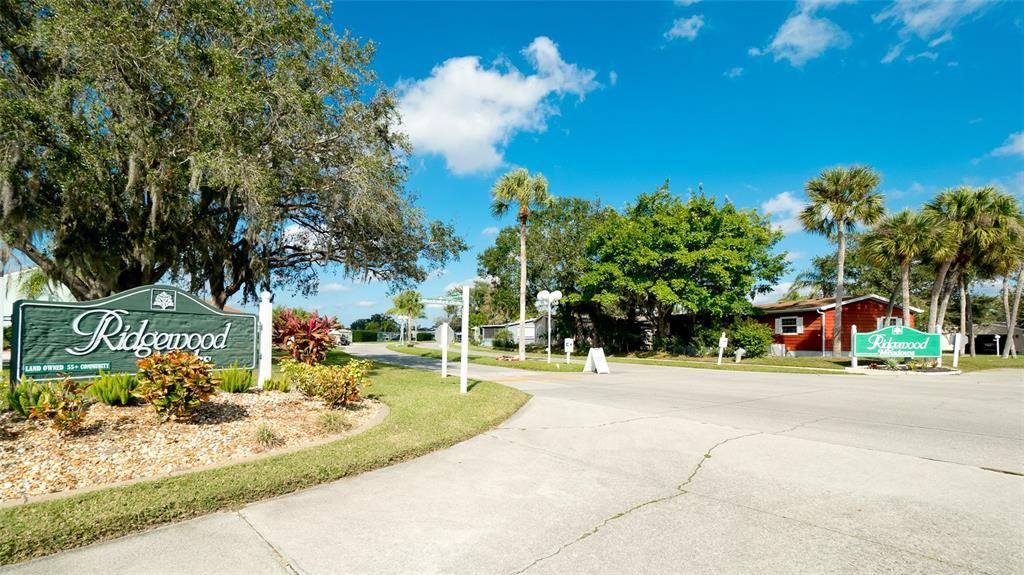 Active With Contract: $214,900 (2 beds, 2 baths, 1504 Square Feet)
