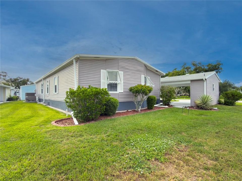 Active With Contract: $214,900 (2 beds, 2 baths, 1504 Square Feet)
