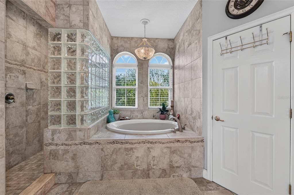 На продажу: $1,265,000 (4 спален, 4 ванн, 3154 Квадратных фут)