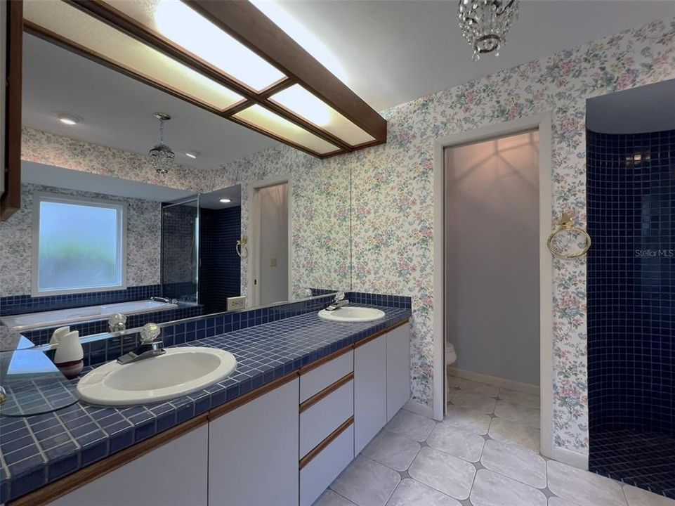 На продажу: $459,000 (3 спален, 2 ванн, 2006 Квадратных фут)