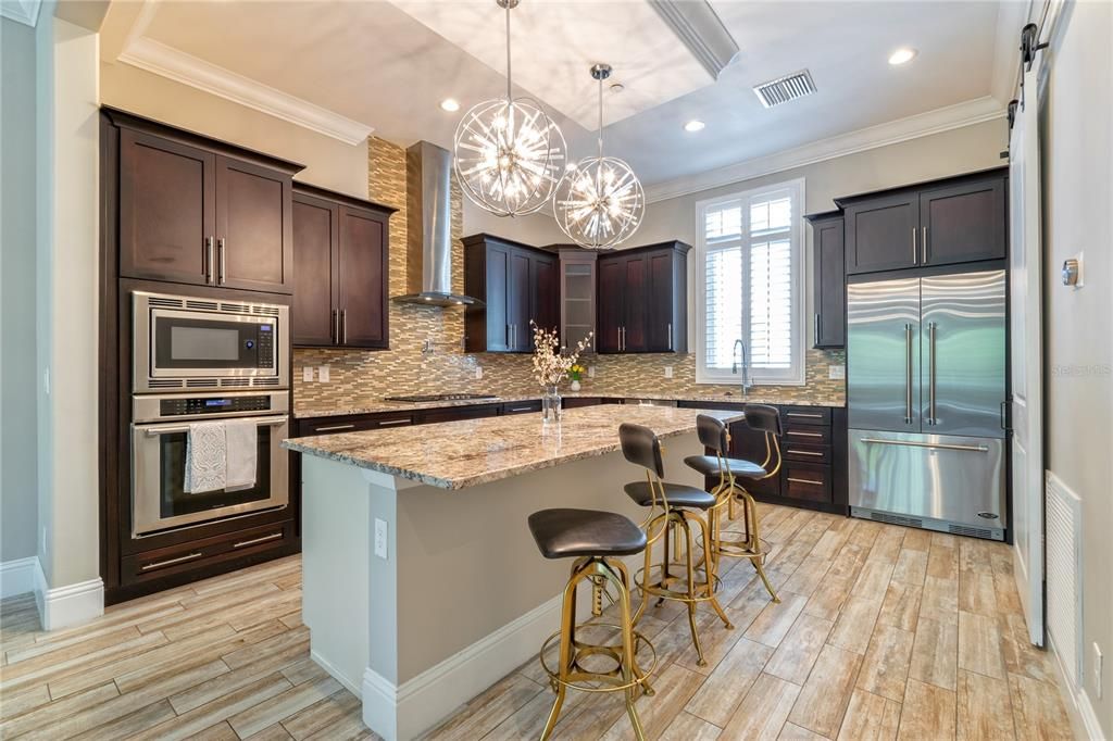 В аренду: $4,950 (3 спален, 3 ванн, 1791 Квадратных фут)