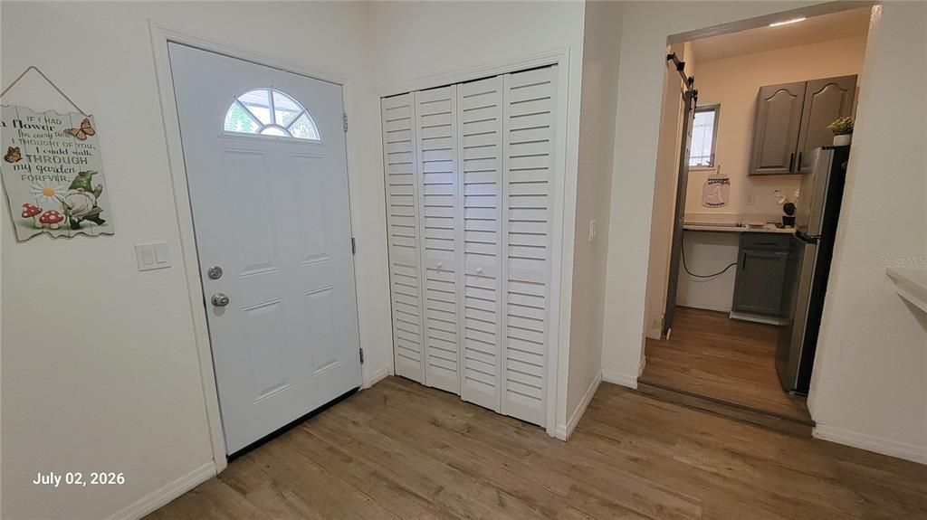 В аренду: $1,099 (1 спален, 1 ванн, 320 Квадратных фут)