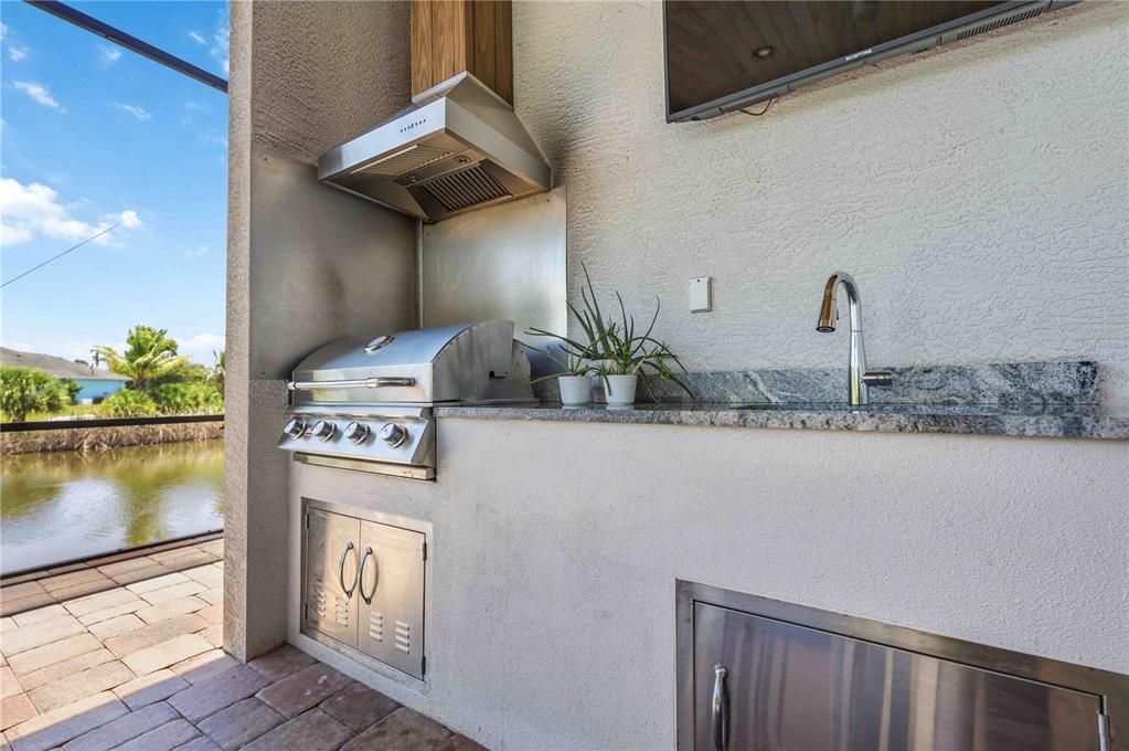 En Venta: $889,000 (3 camas, 2 baños, 2390 Pies cuadrados)