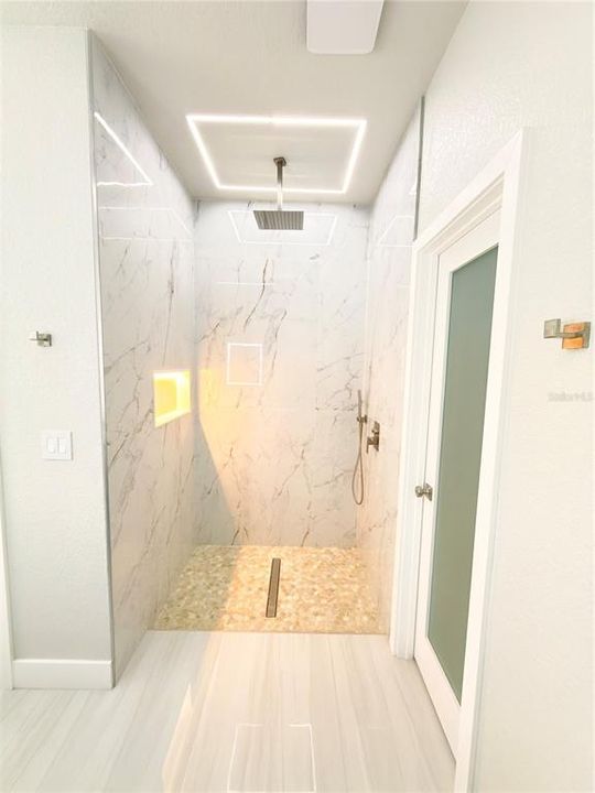 На продажу: $409,950 (3 спален, 2 ванн, 1613 Квадратных фут)