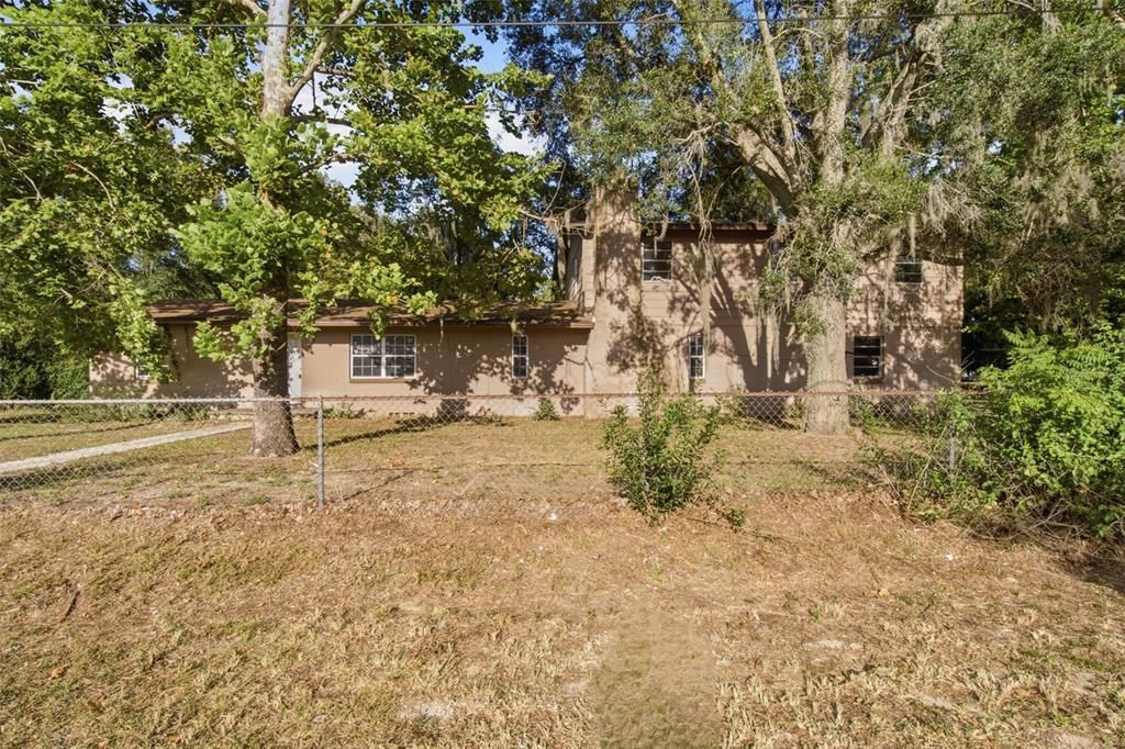 For Sale: $199,900 (4 beds, 2 baths, 2621 Square Feet)