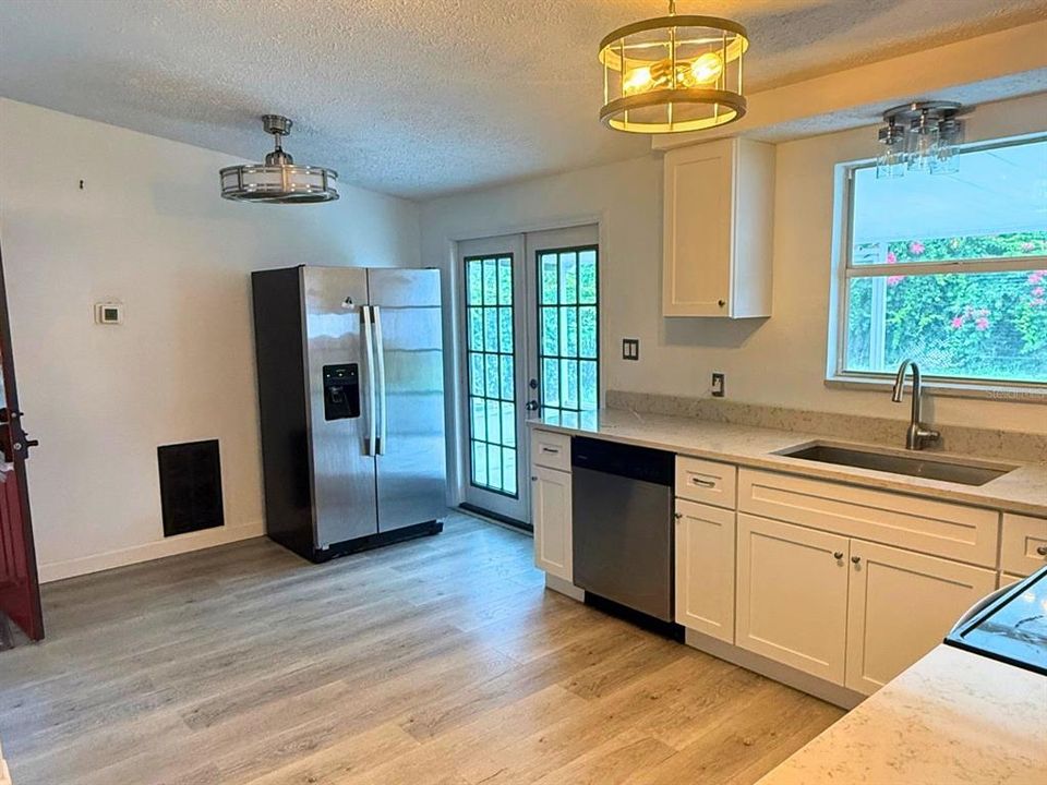 En Venta: $164,900 (2 camas, 1 baños, 816 Pies cuadrados)
