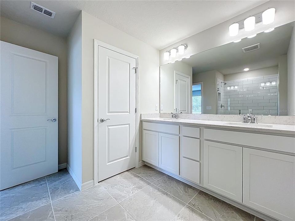 En Renta: $2,750 (3 camas, 2 baños, 1907 Pies cuadrados)