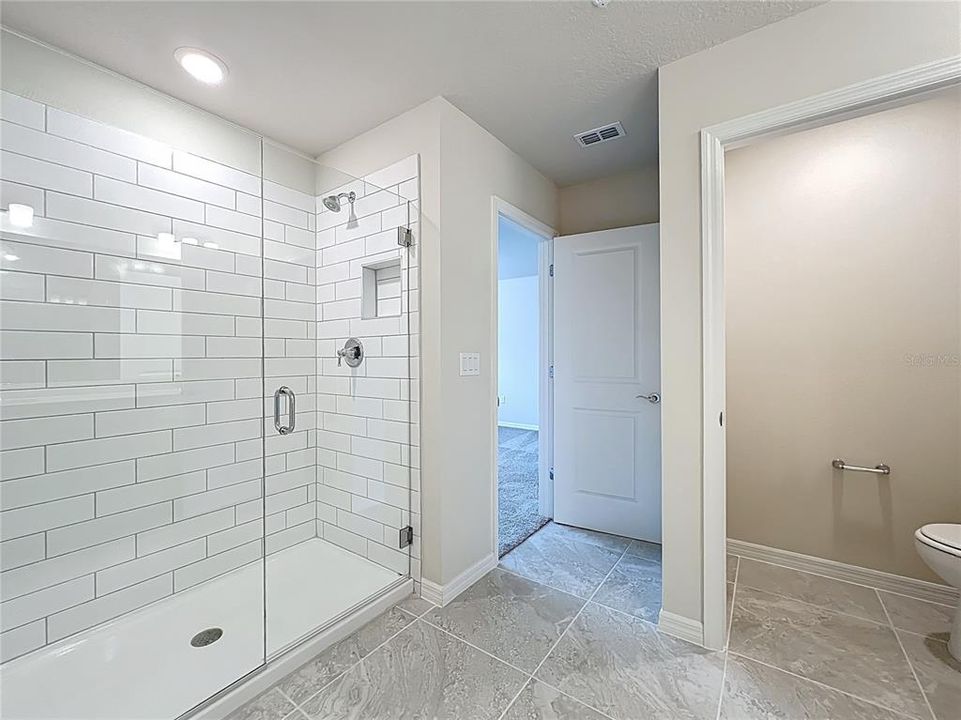 En Renta: $2,750 (3 camas, 2 baños, 1907 Pies cuadrados)
