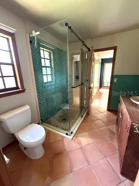 En Venta: $599,900 (4 camas, 3 baños, 2389 Pies cuadrados)