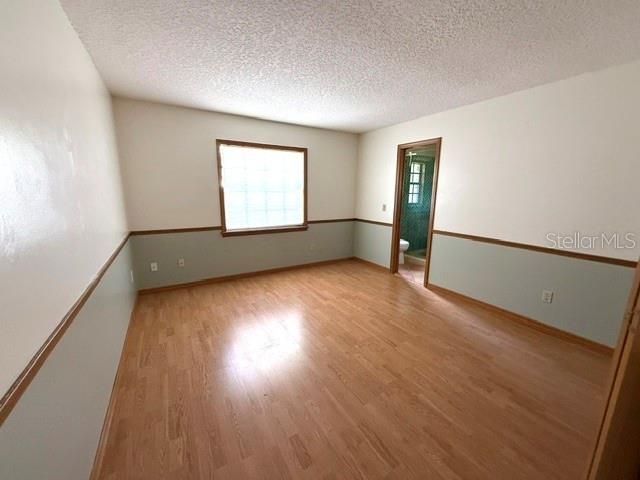 En Venta: $599,900 (4 camas, 3 baños, 2389 Pies cuadrados)