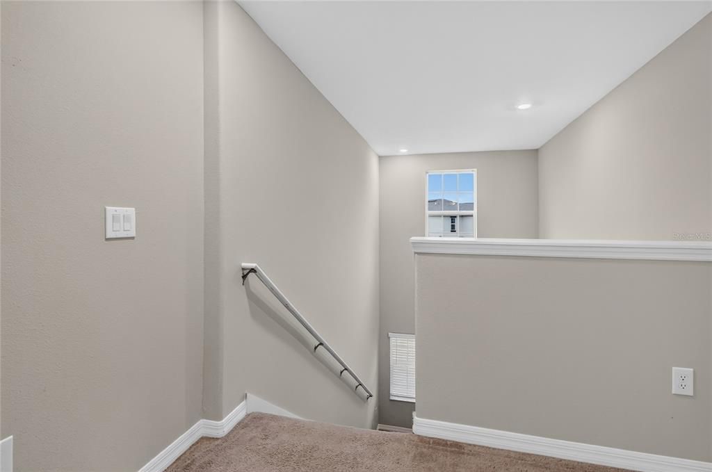 En Venta: $414,900 (5 camas, 2 baños, 2505 Pies cuadrados)