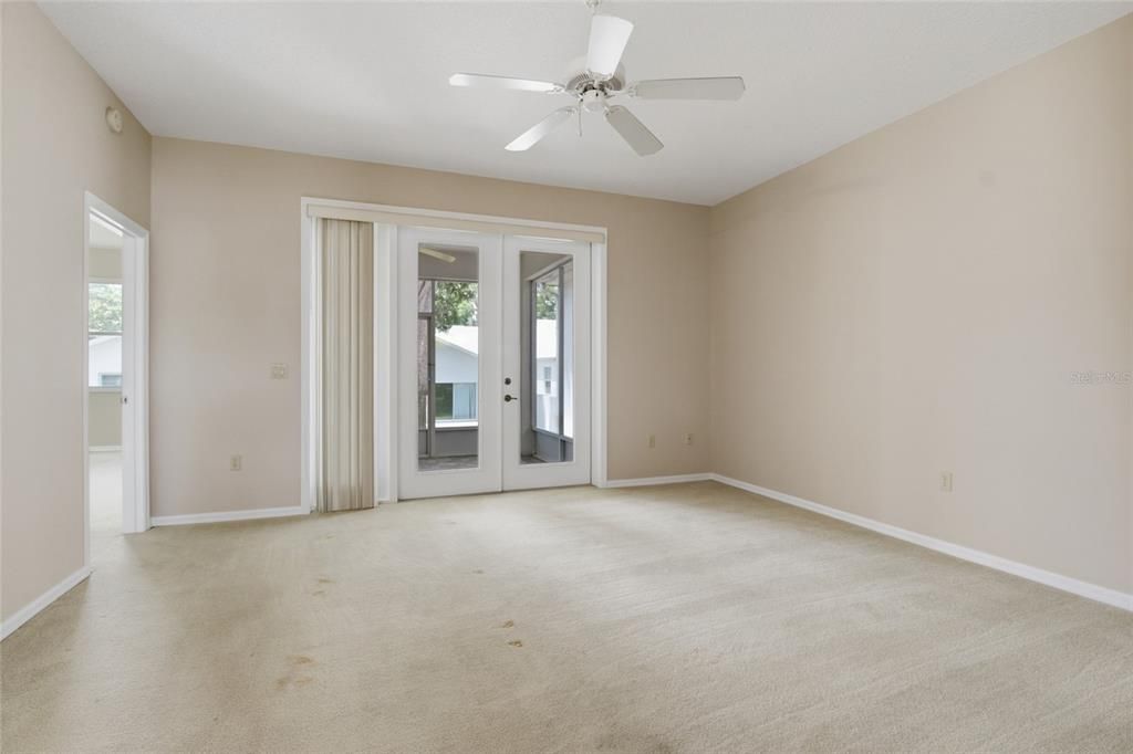 For Sale: $192,000 (2 beds, 2 baths, 1266 Square Feet)