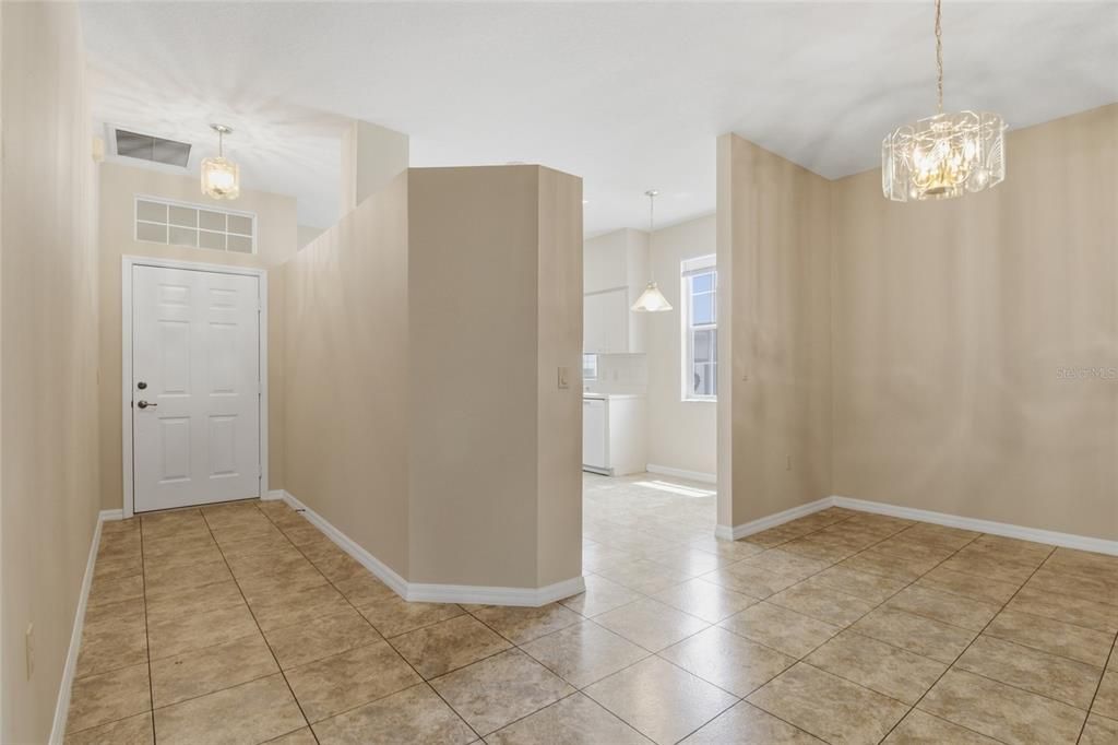 For Sale: $192,000 (2 beds, 2 baths, 1266 Square Feet)