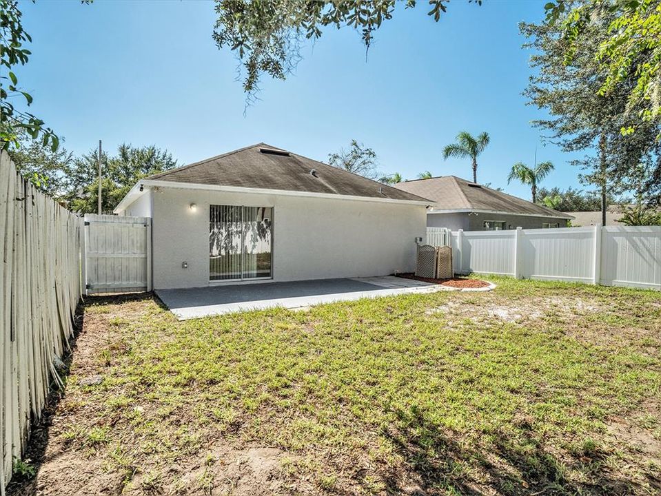 En Venta: $299,900 (3 camas, 2 baños, 1341 Pies cuadrados)