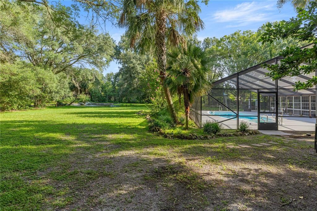 En Venta: $1,100,000 (3 camas, 2 baños, 2550 Pies cuadrados)