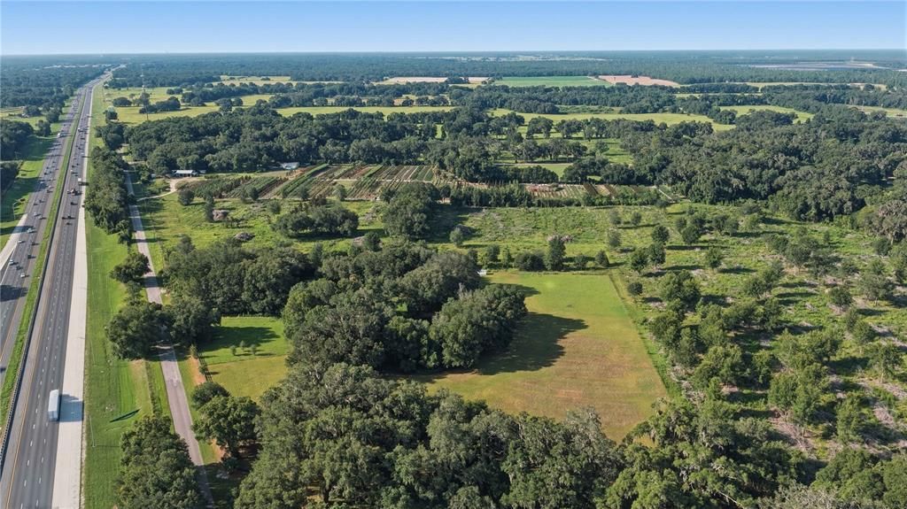 En Venta: $1,100,000 (3 camas, 2 baños, 2550 Pies cuadrados)