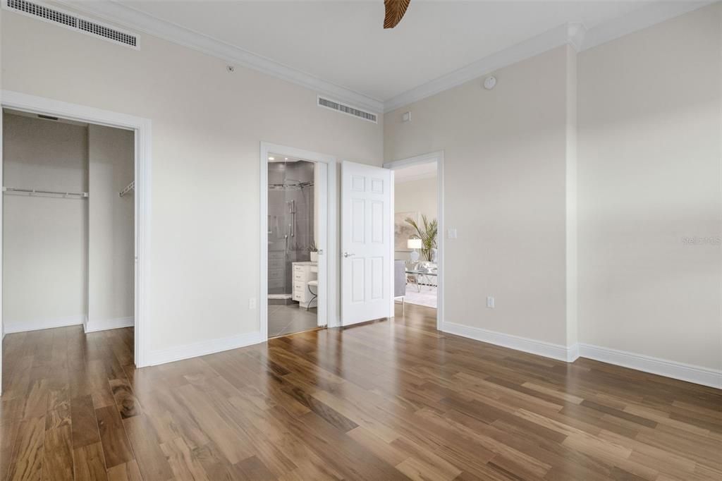 For Sale: $699,900 (2 beds, 2 baths, 1483 Square Feet)