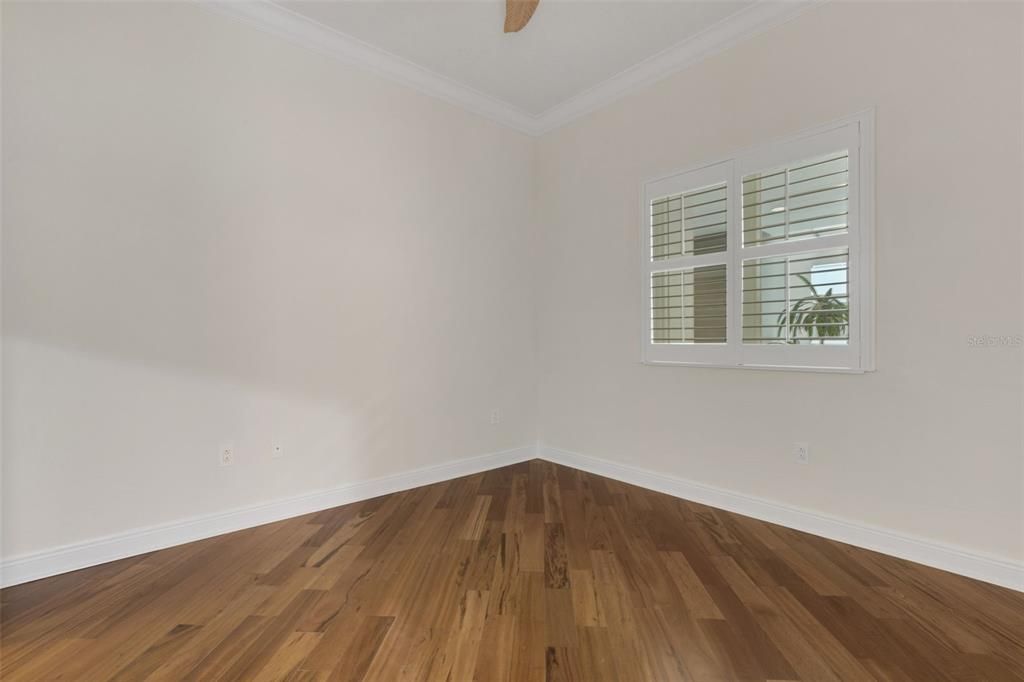 For Sale: $699,900 (2 beds, 2 baths, 1483 Square Feet)