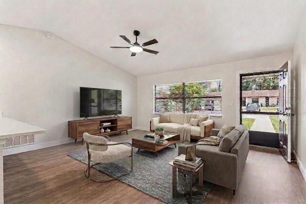 For Sale: $209,000 (2 beds, 2 baths, 986 Square Feet)