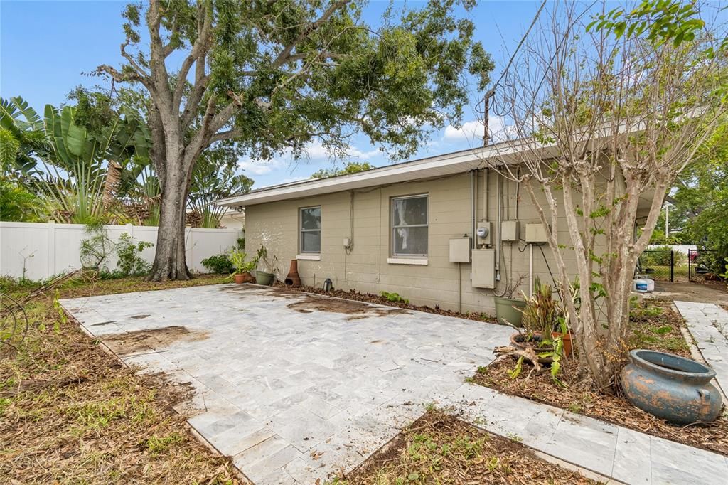 En Venta: $649,900 (2 camas, 1 baños, 1313 Pies cuadrados)